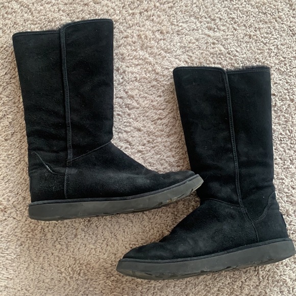 Classic zip up UGGS - Picture 2 of 6